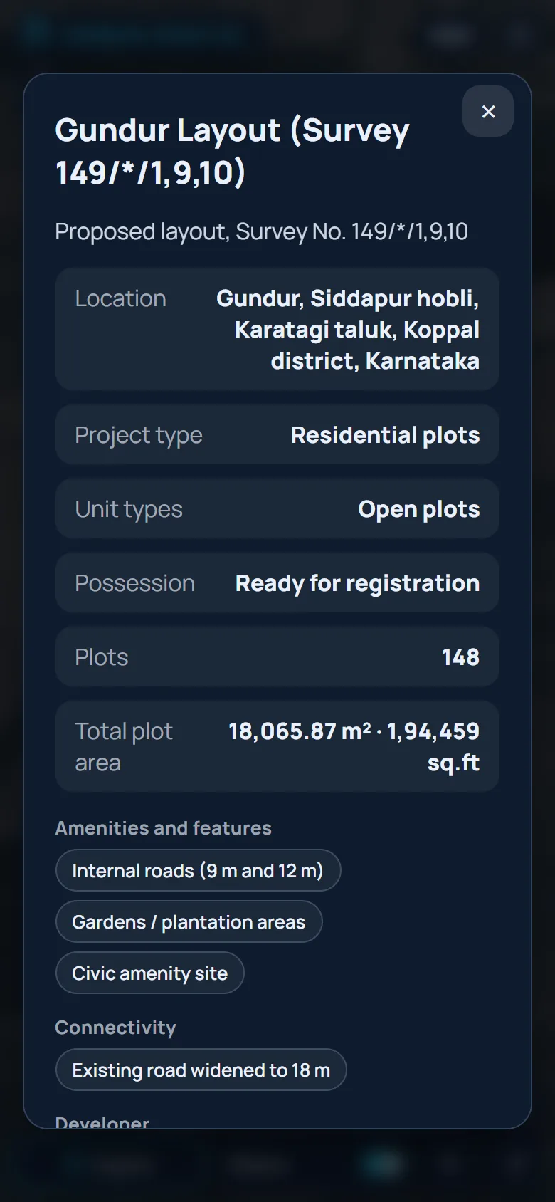 Project info panel: location, plot count, total area and amenities